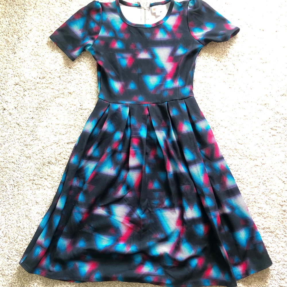 LuLaRoe Amelia Black and Geometric Modern Dress Size Small